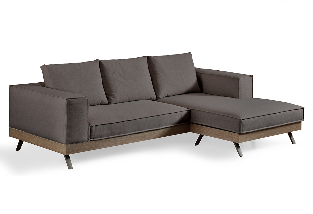 Απεικονίζεται ο καναπές από διαγώνια όψη.